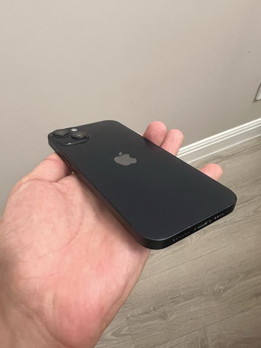 Продам IPhone 14 Plus в идеальном состоянии