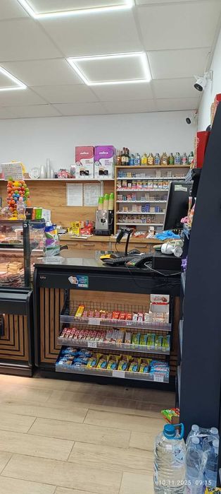 Магазин ,Офис и Къща.Работещ бизнес.