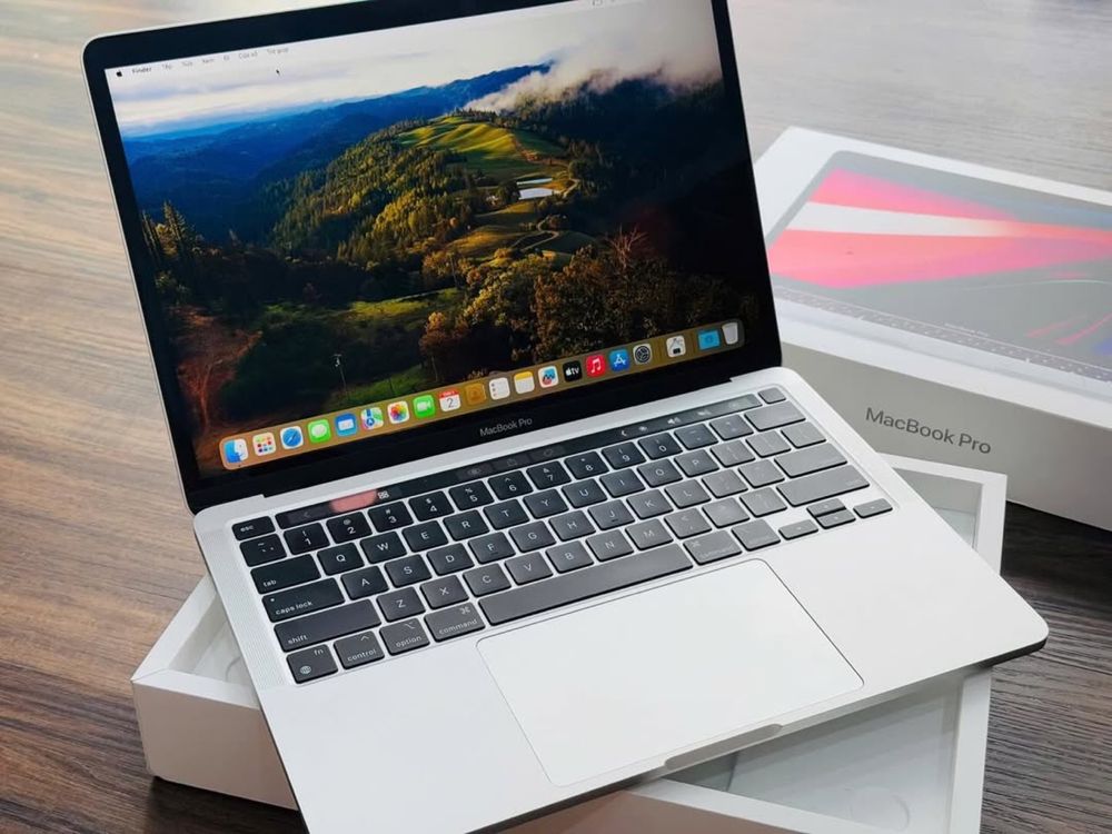 MacBook Pro M1 2020 | 8GB RAM | 512GB SSD | Ideal Holatda!