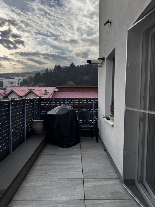 Ofer apartament chirie