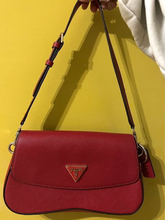 Guess дамска чанта