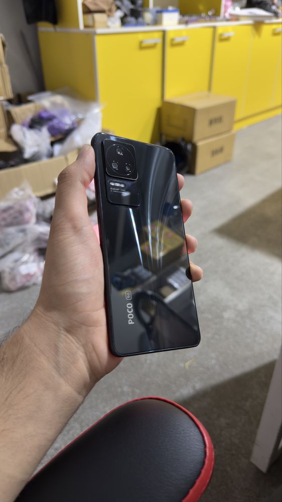 Xiaomi Poco F4 5G 256GB YAXSHI XOLATDA