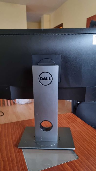 Монитор 24 инча Dell P2417HB