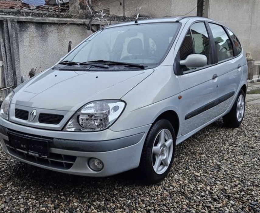 Carenaj roata stanga complet Renault Scenic 1