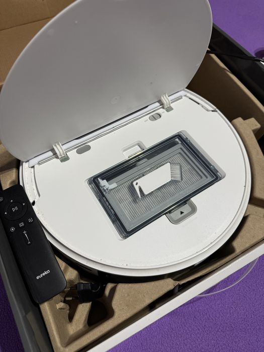 Aspirator robot Eureka