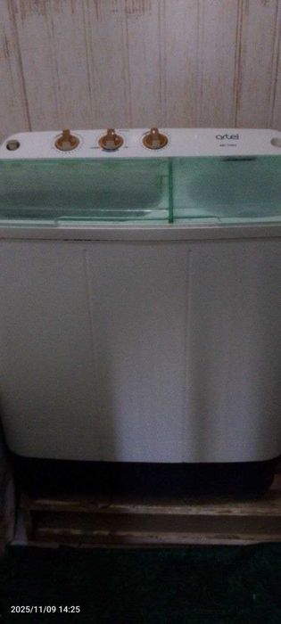 Полуавтомат кир машина сотилади