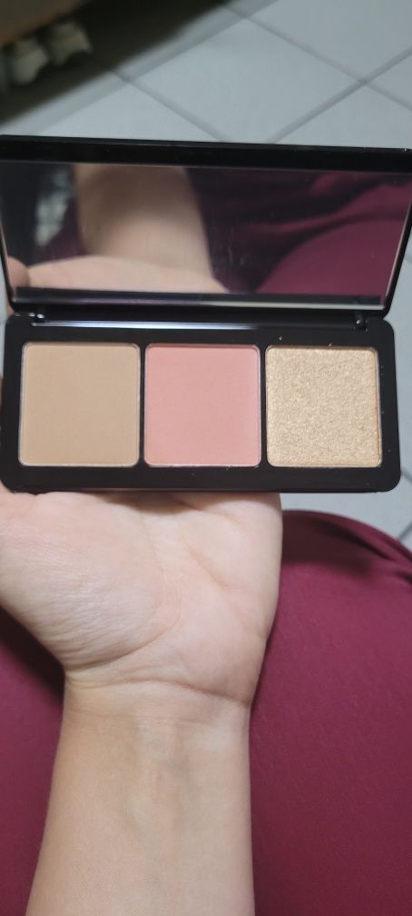 Paleta Douglas noua