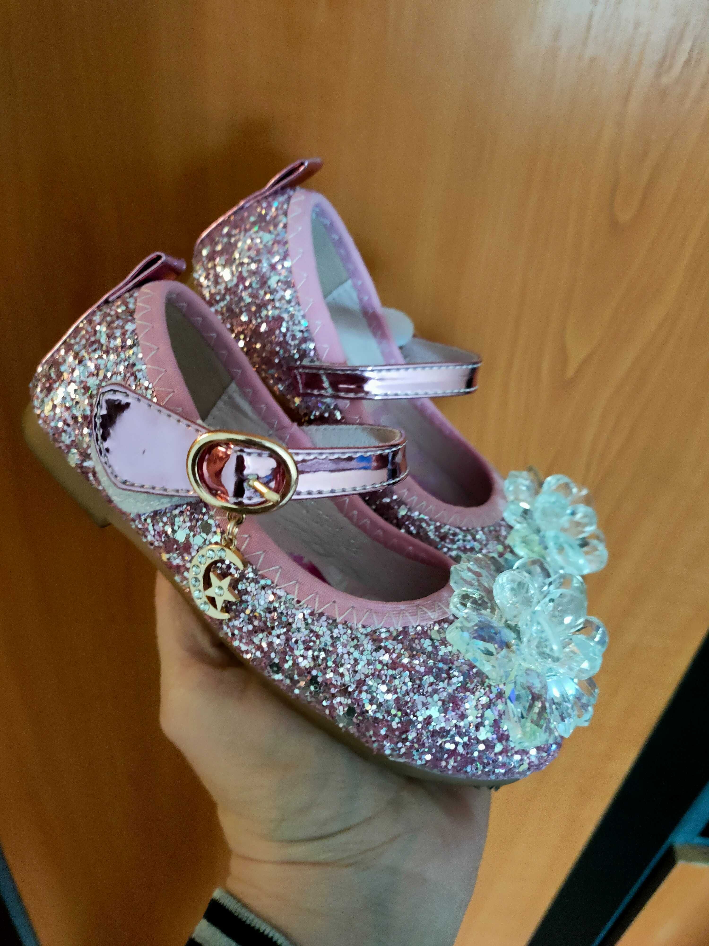 Pantofi Frozen roz