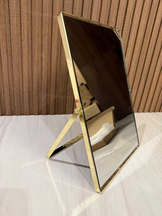 Oglinda de masa superba GOLD