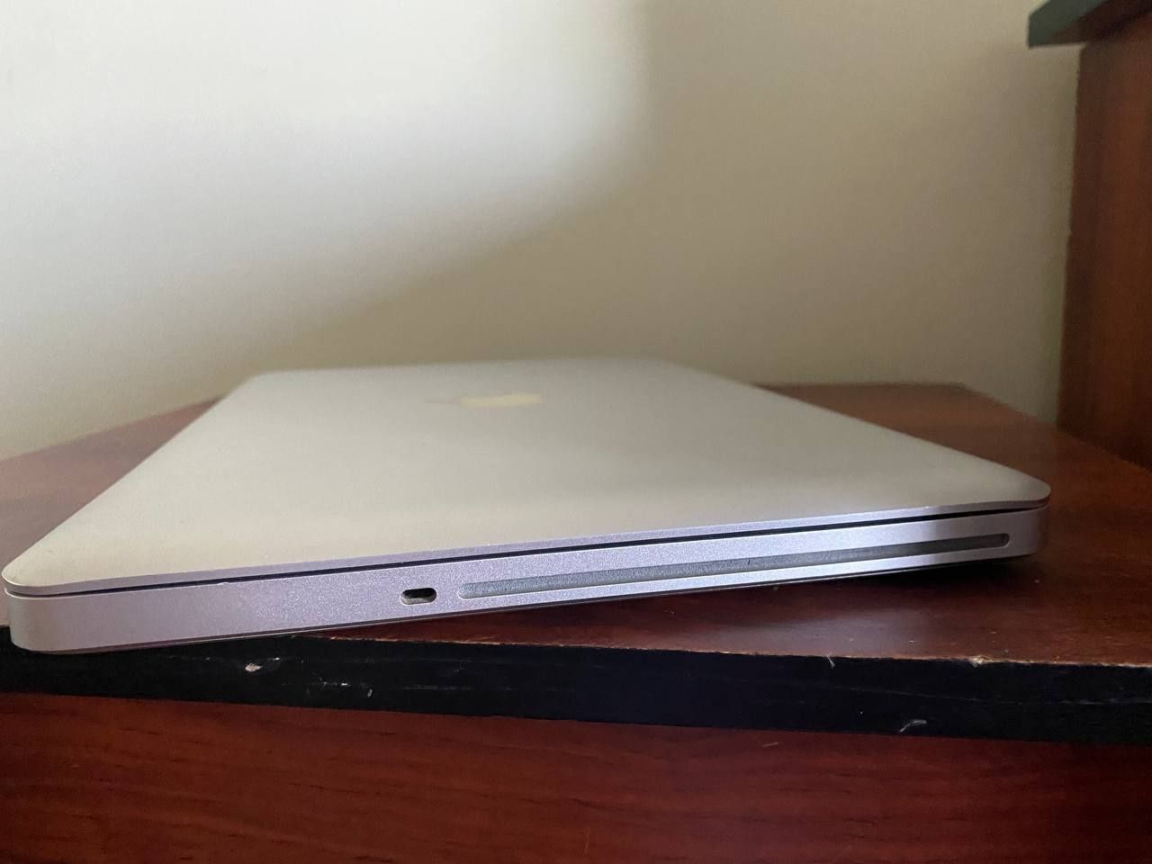 Macbook Pro 2012 Apple Laptop