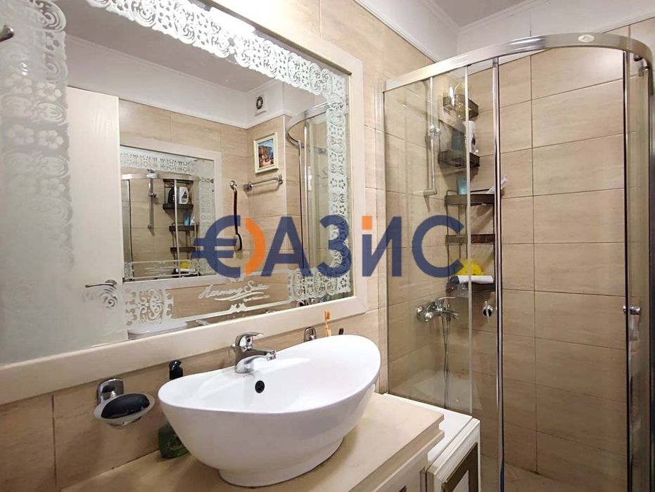 Продава се Двустаен апартамент в к.к. Слънчев бряг - 64 кв.м за 1438 €/кв.м - Снимка #7