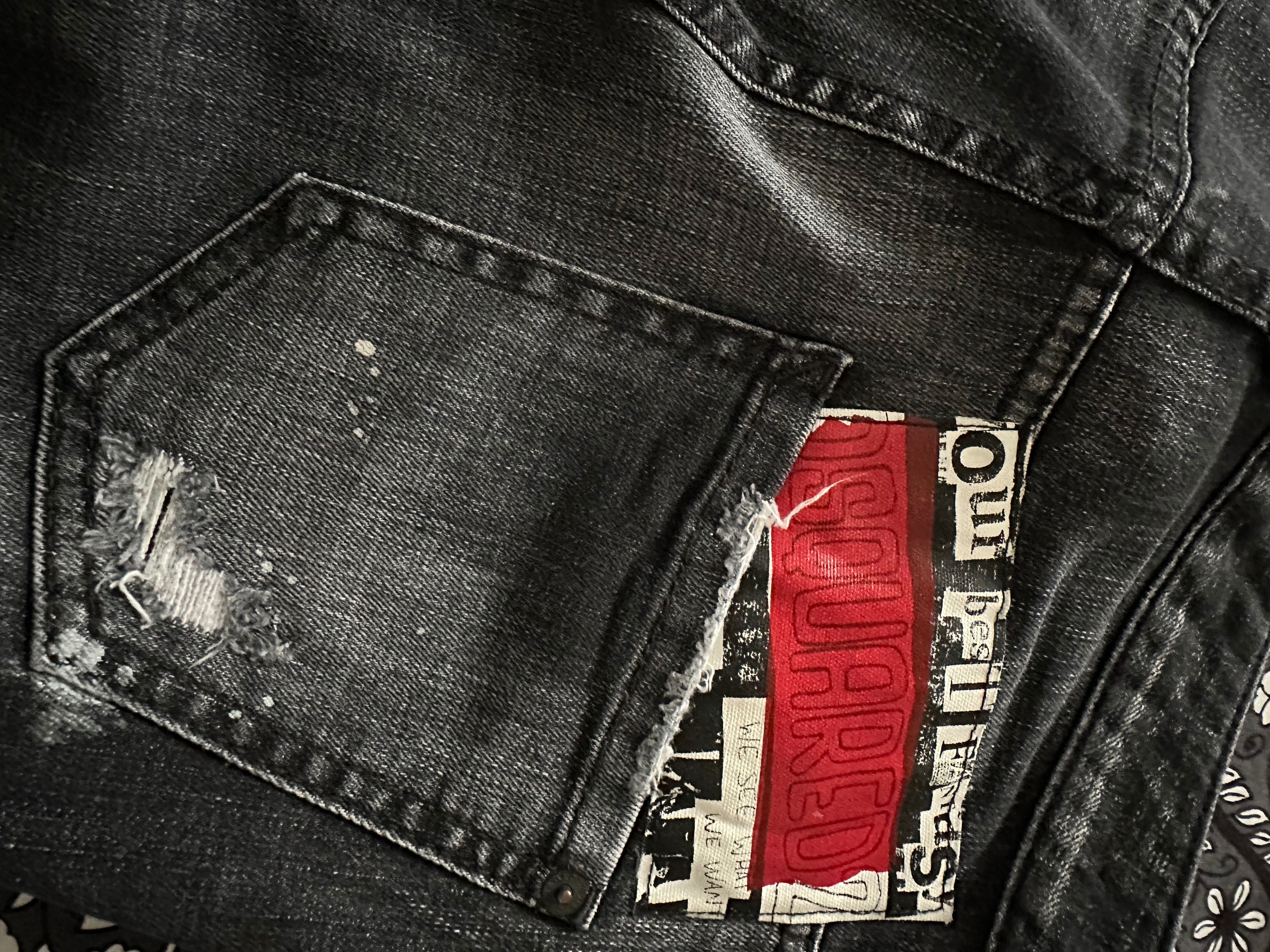Дънки Dsquared2 в сив цвят