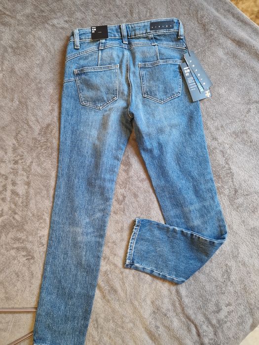 Дънки SISLAY Нови