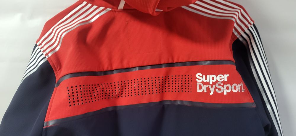 Geaca superdry M Sport