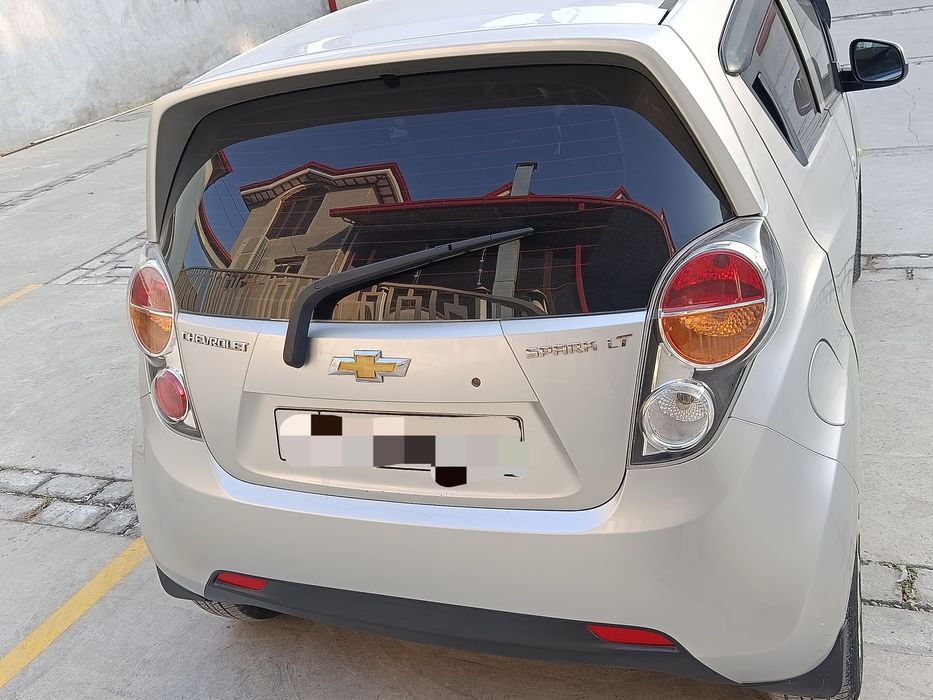 Spark 2010 yili  kraska toza motor ochilmagan garantiya