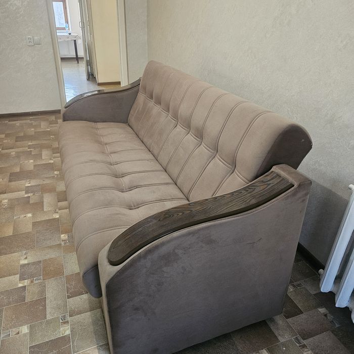 Диван раскладной.