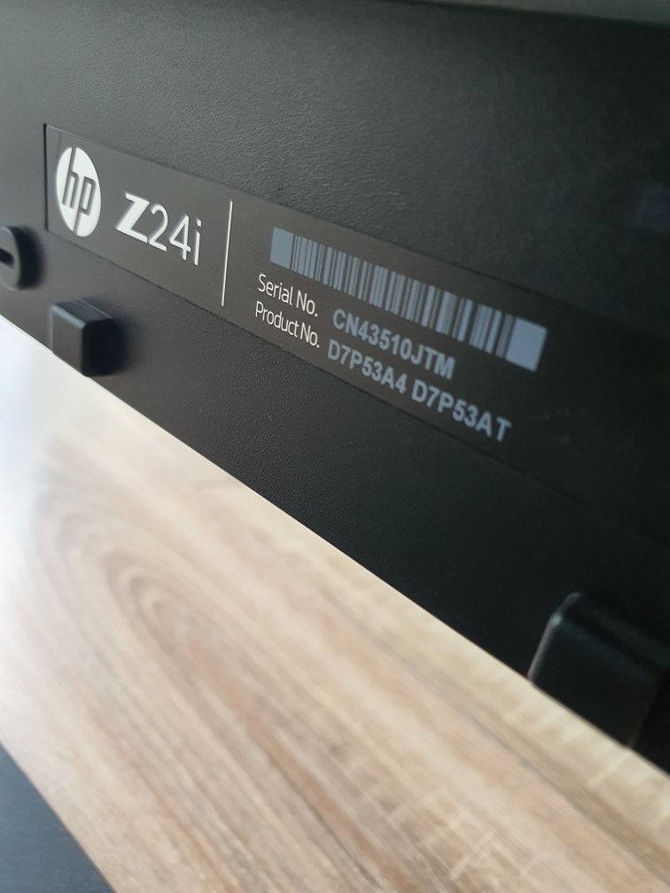 Monitoare HP ZDisplay 24 inch