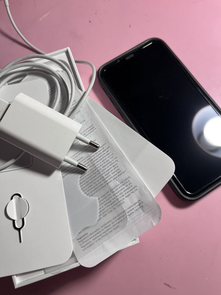 продам iphone 11, айфон 11