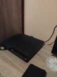 Vând PlayStation 3 cu monitor