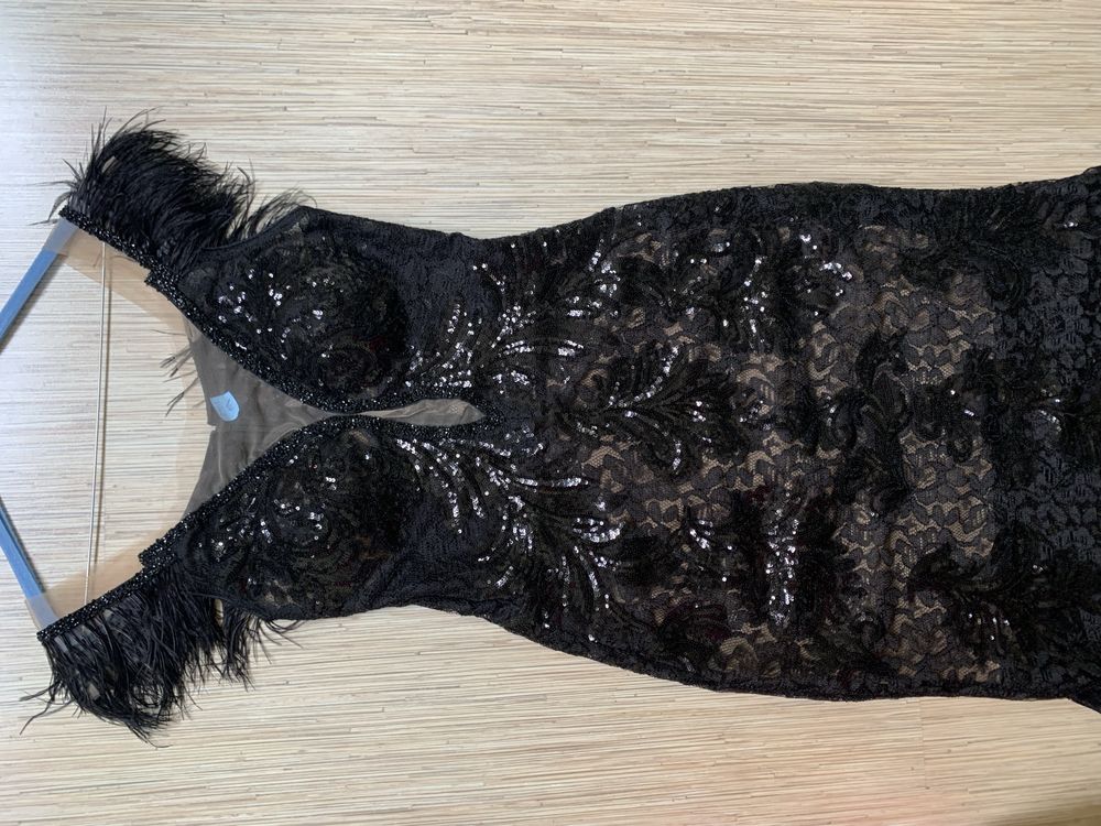 Черна елегантна бална рокля тип русалка