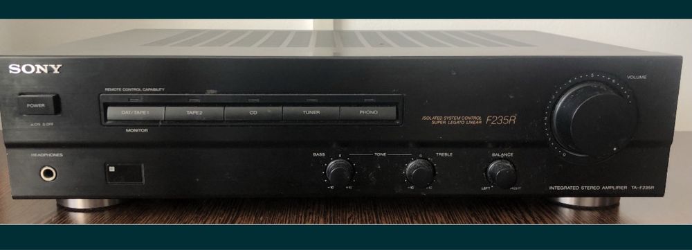 Amplificator Sony TA-F235R + 2 boxe + telecomanda