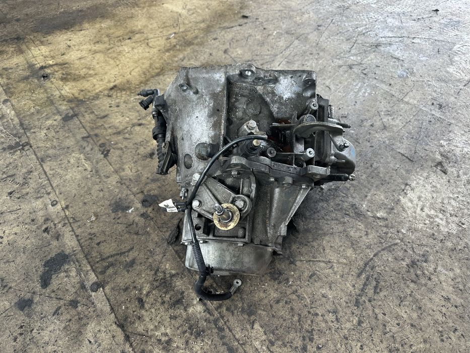 Ръчна кутия за Citroen C4 Picasso 1.6hdi