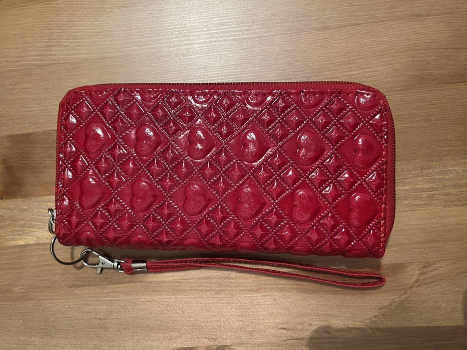 Продам кошелек новый.