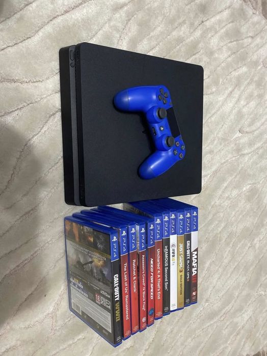 Vand ps4+11 jocuri
