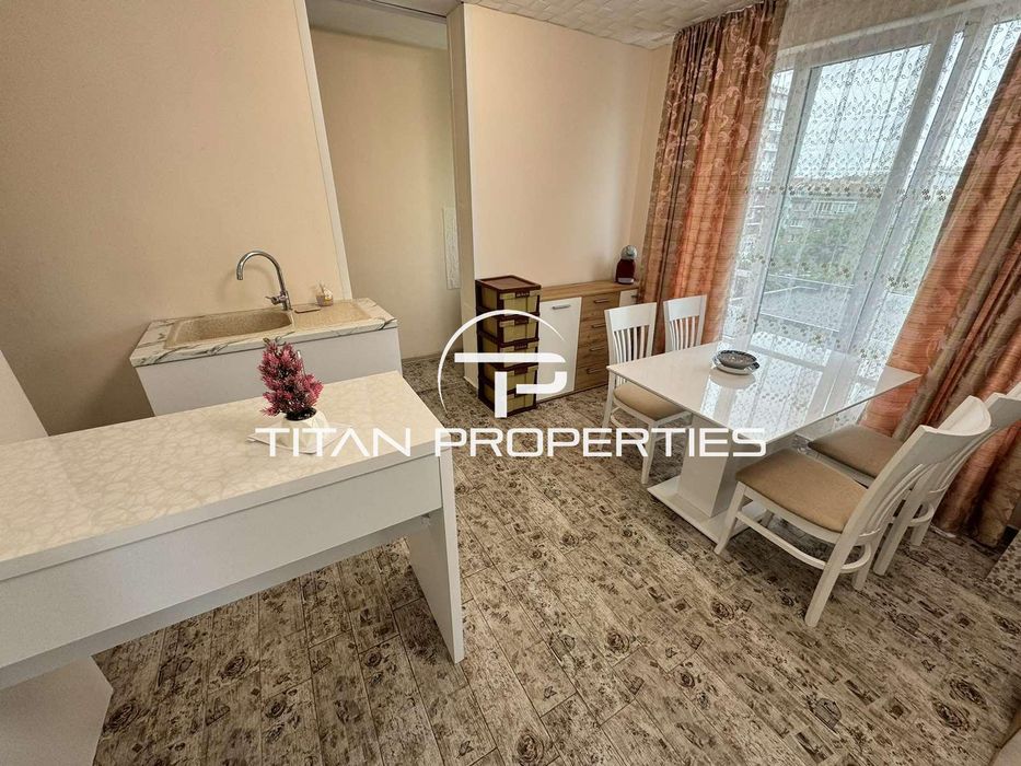 Продава се Двустаен апартамент в Бургас, Възраждане - 93 кв.м за 1721 €/кв.м - Снимка #2