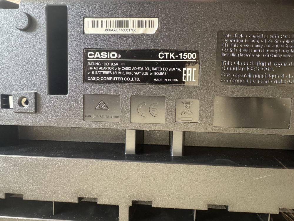 Синтезатор CASIO СТК-1500. По вопросам писать на ватс апп.