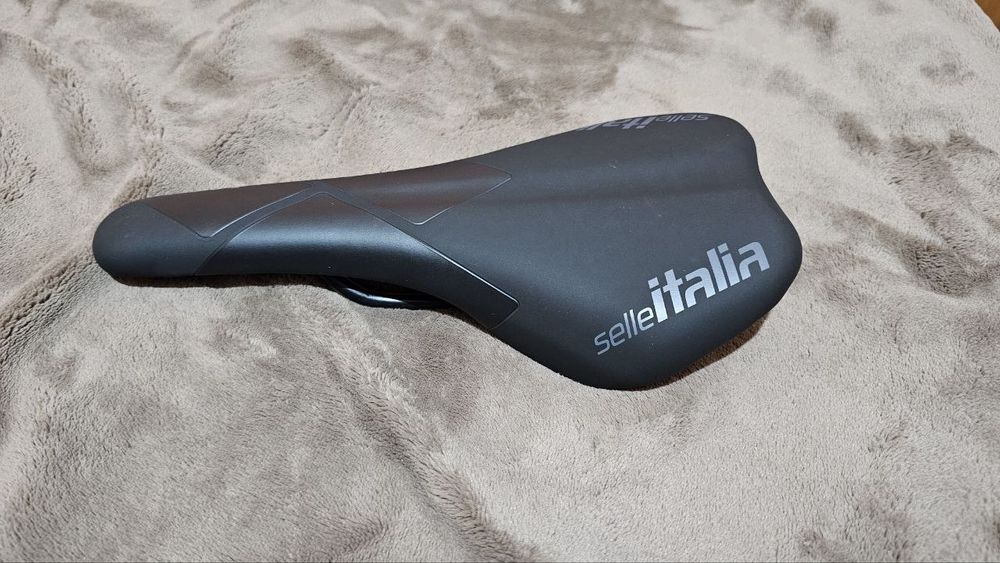 Sa bicicleta  Selle Italia, noua