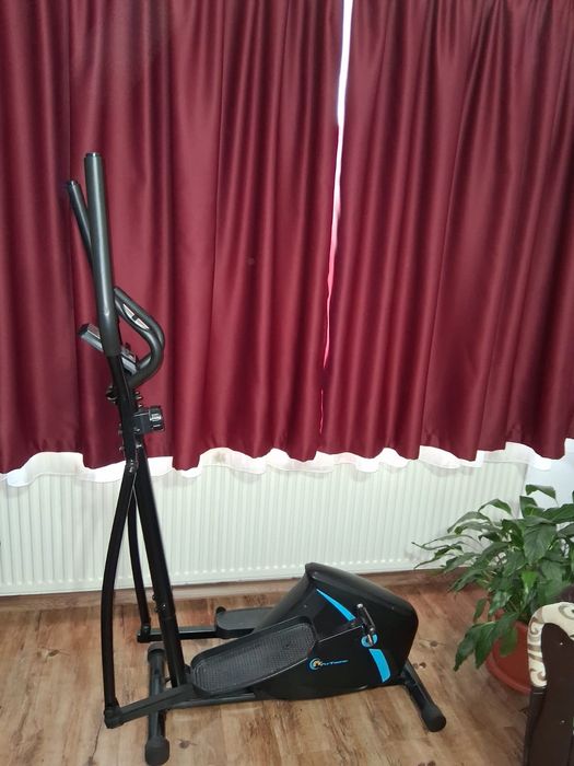 Vand bicicleta magnetica eliptica FitTronic® 510E