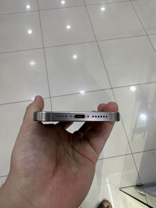 Iphone15 pro max 256GB 85% ideal s karobkiy