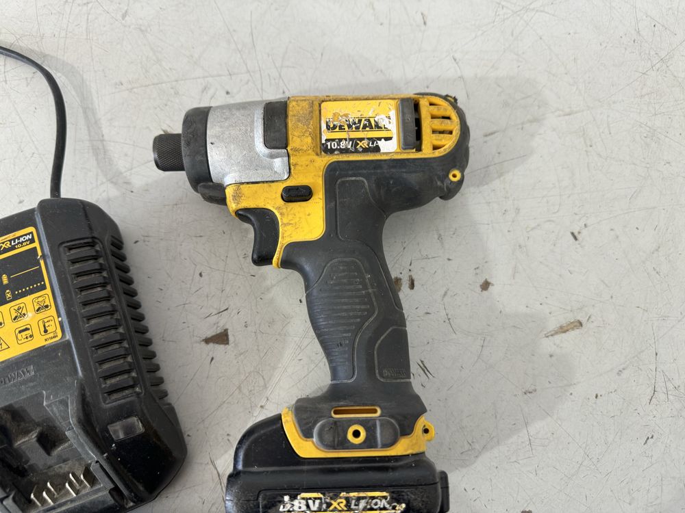 Импактор - Dewalt 10.8 V