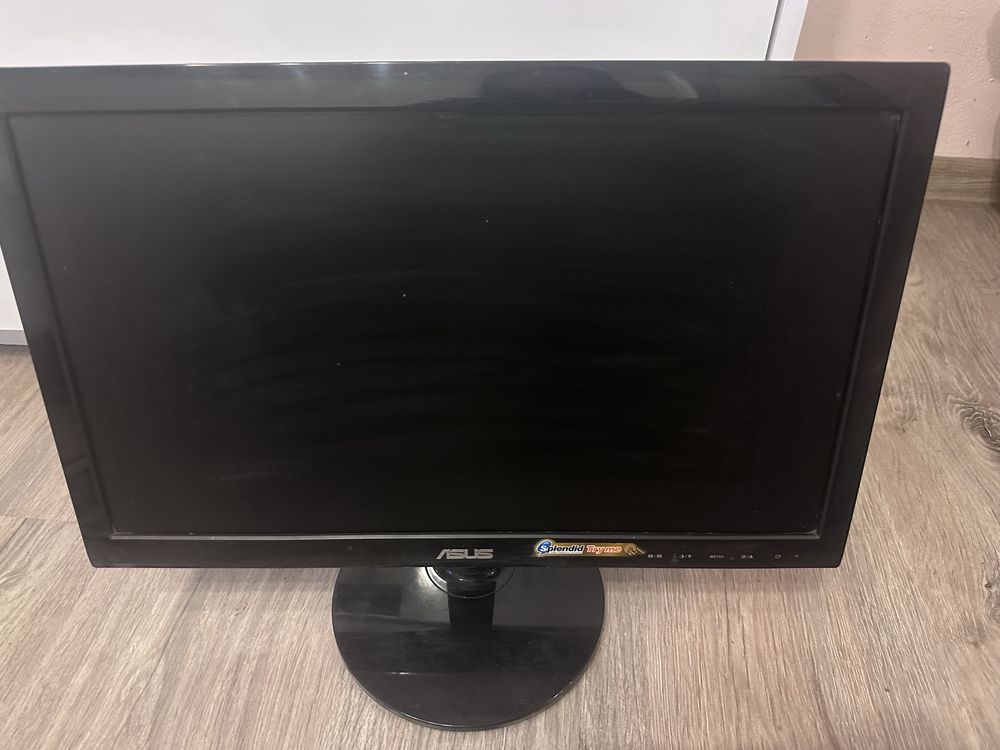 Монитор ASUS VS197 18,5 инча
