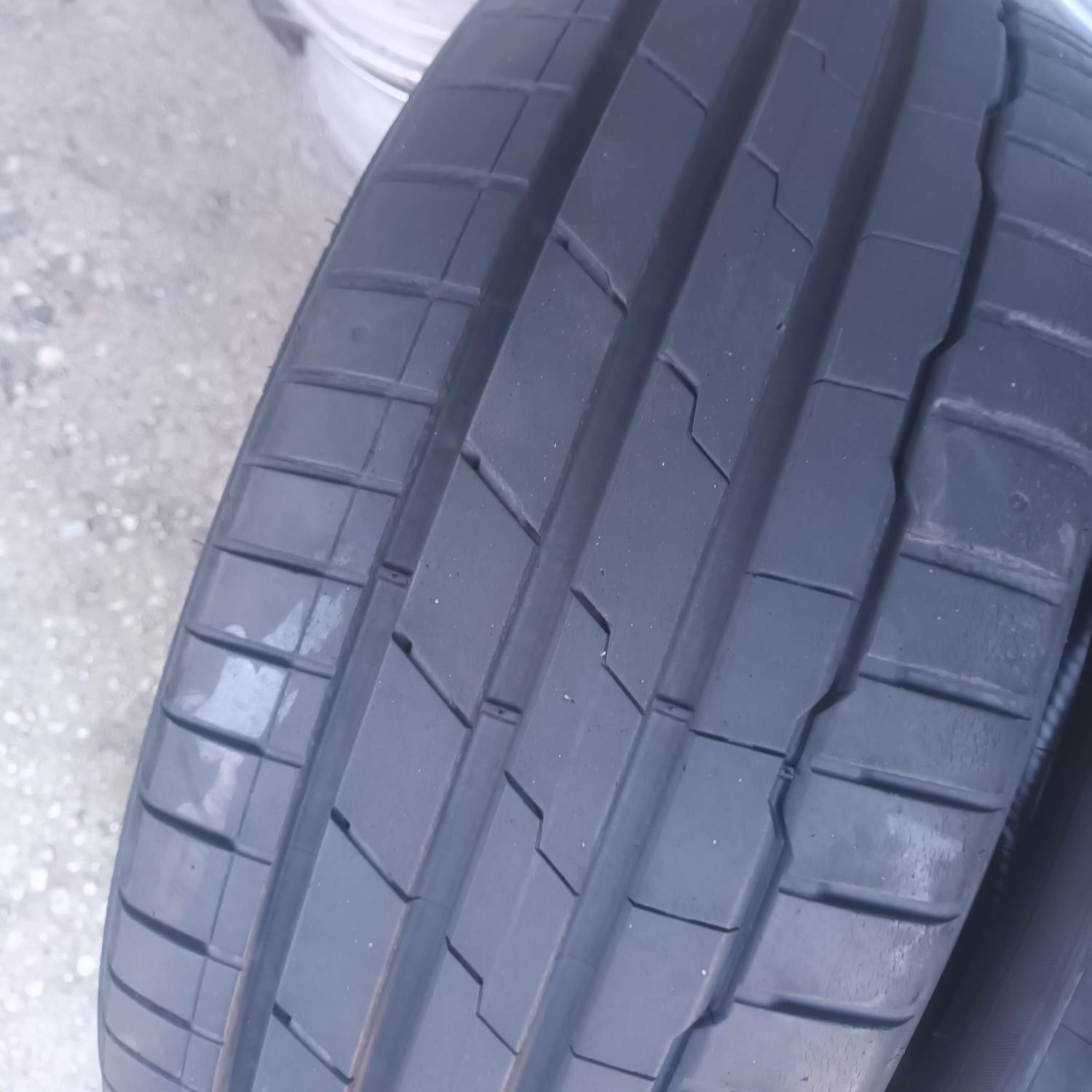 225 45 17 HANKOOK 2бр.летни дот 2020г