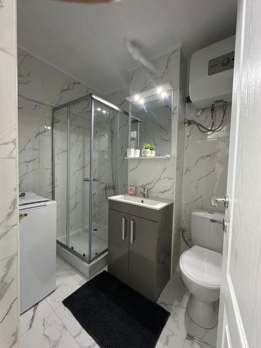 Inchiriez garsoniera