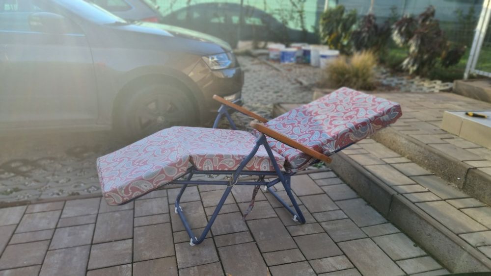 Sezlong structura metalica,saltea burete-2 buc