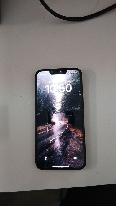 Iphone 13 sotiladi