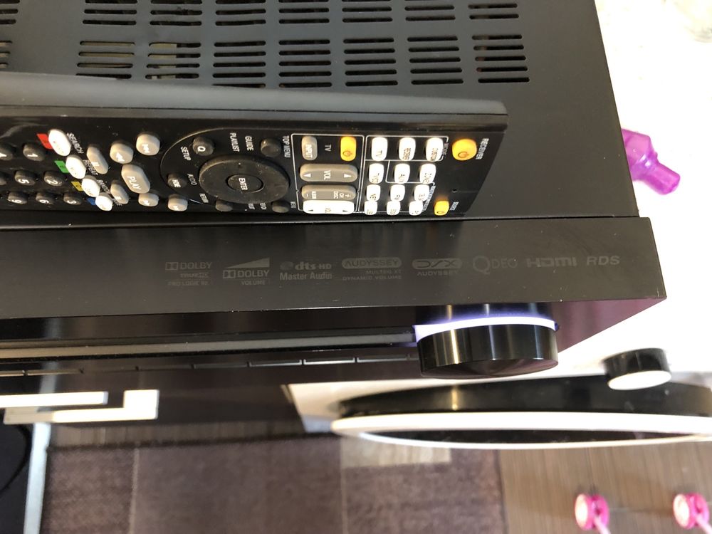 Onkyo TX-NR809 resiver