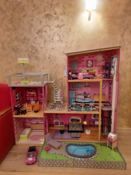 Casuta de papusi Barbie