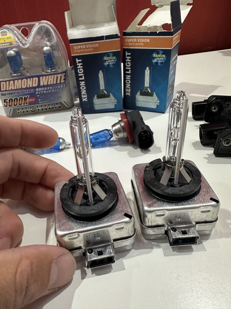 Bec Xenon D1S Halogen H11 HB4