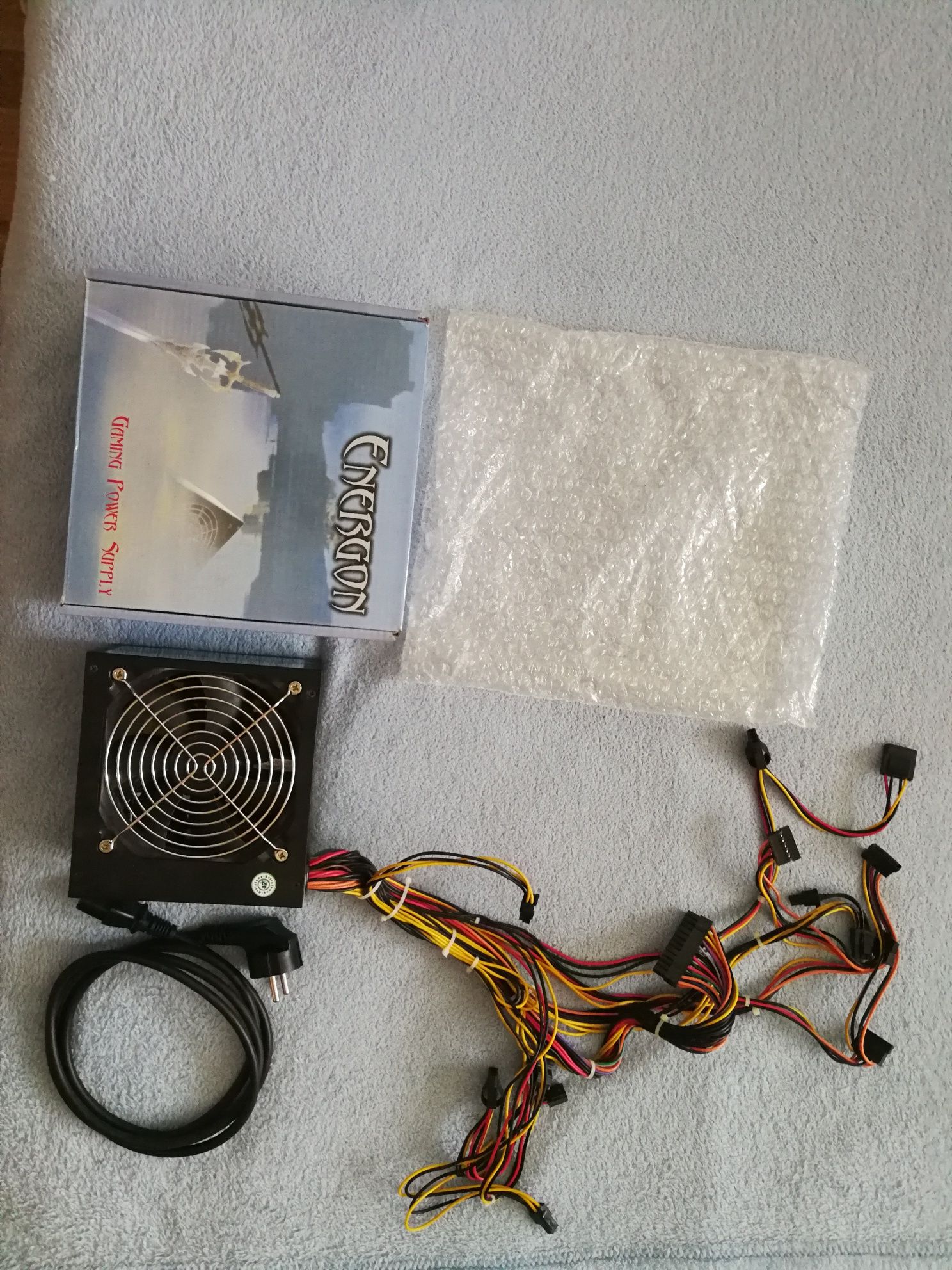 Vând sursă pentru PC, EPS-650W