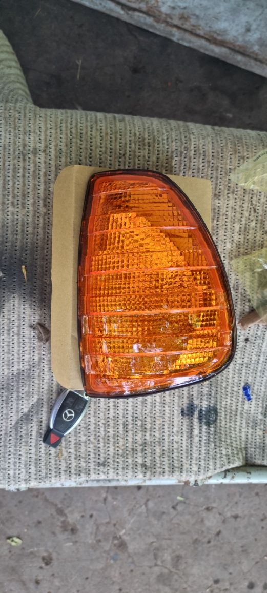 Мерседес 230 , mercedes W123