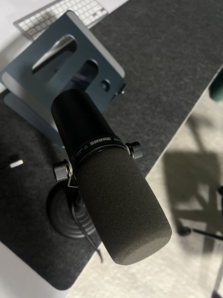 Shure SM7B (Yangide)