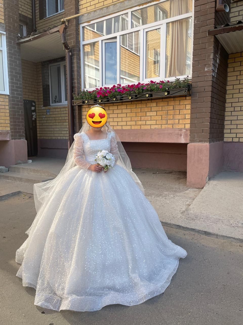 Продам свадебную платье