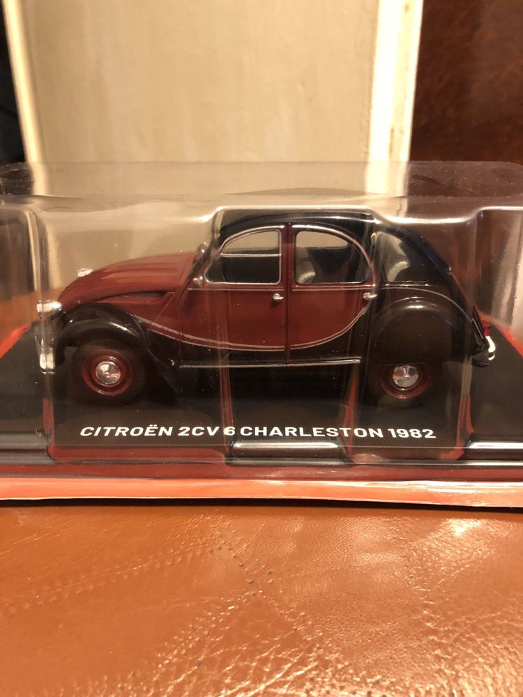 Vand Macheta Auto Citroen 2CV 6 Charleston 1982, Scara 1:24, Noua!