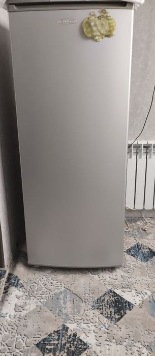 Продается Холодильник БИРЮСА