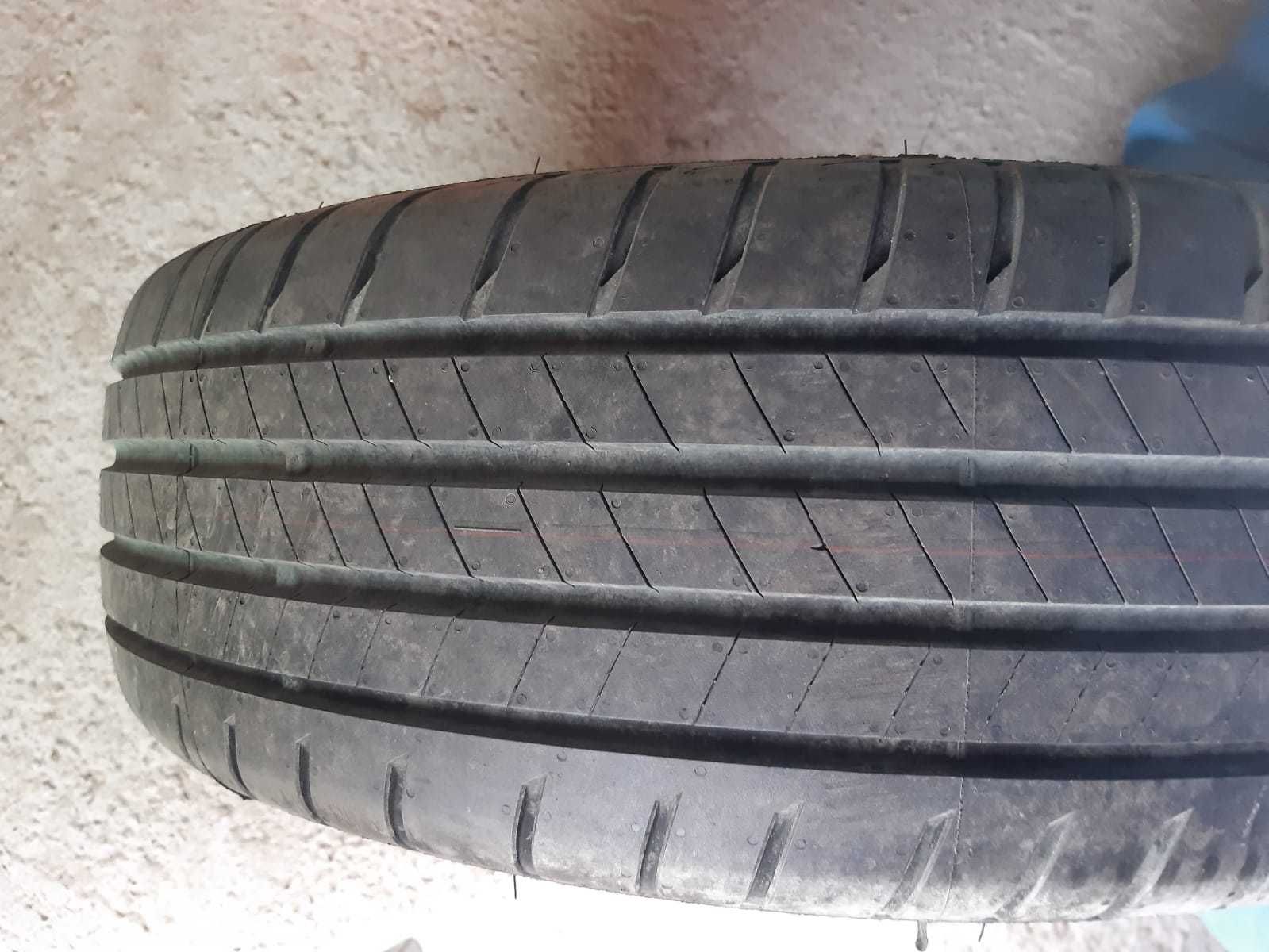 Vand 4 anvelope vara Bridgestone R17