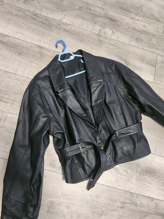 Кожено яке естествена кожа.Жесток модел